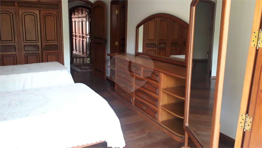 Serra da Cantareira Magnífica Casa com 1970 Metros de Terreno Aceita 70% em Permuta por Apartamento!