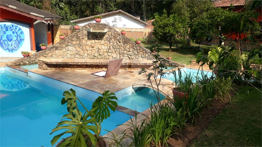 Serra da Cantareira Magnífica Casa com 1970 Metros de Terreno Aceita 70% em Permuta por Apartamento!