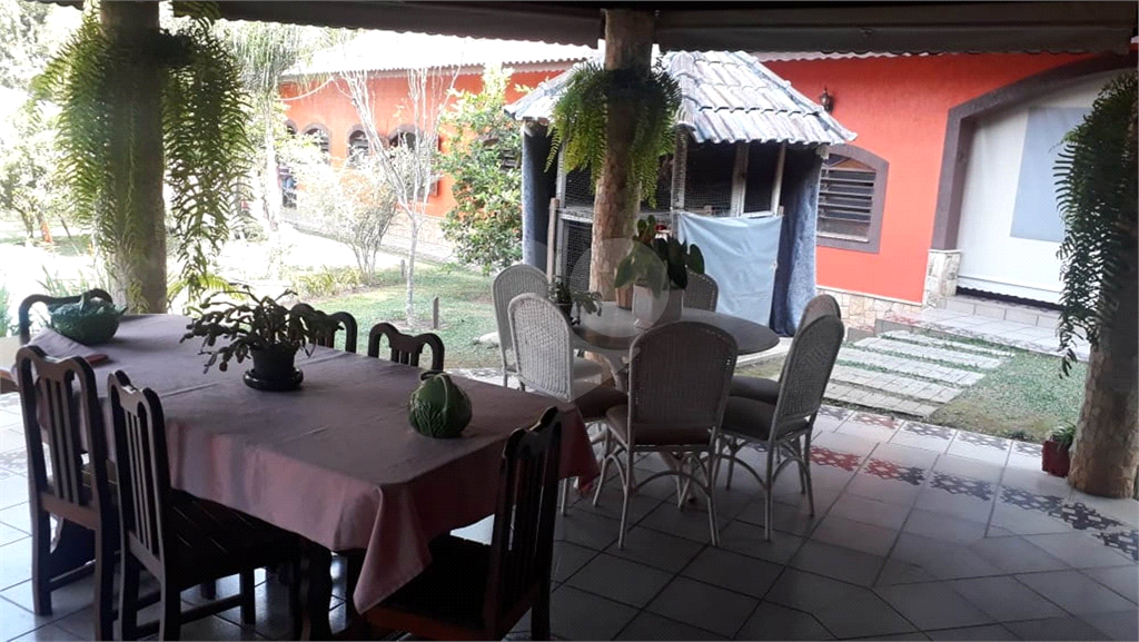 Serra da Cantareira Magnífica Casa com 1970 Metros de Terreno Aceita 70% em Permuta por Apartamento!