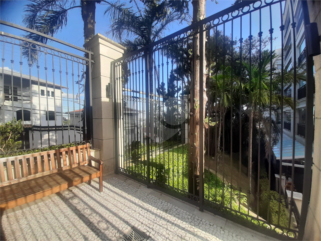 Apartamento, 3 quartos, 167 m² - Foto 2