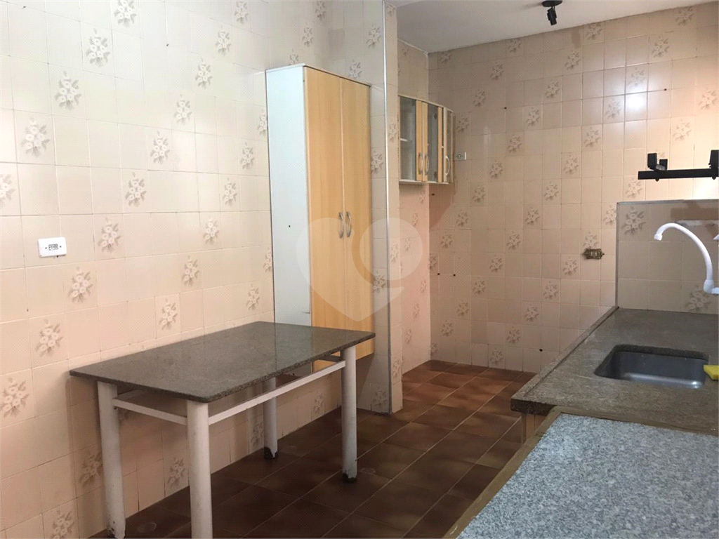 Sobrado à venda com 2 quartos, 150m² - Foto 19