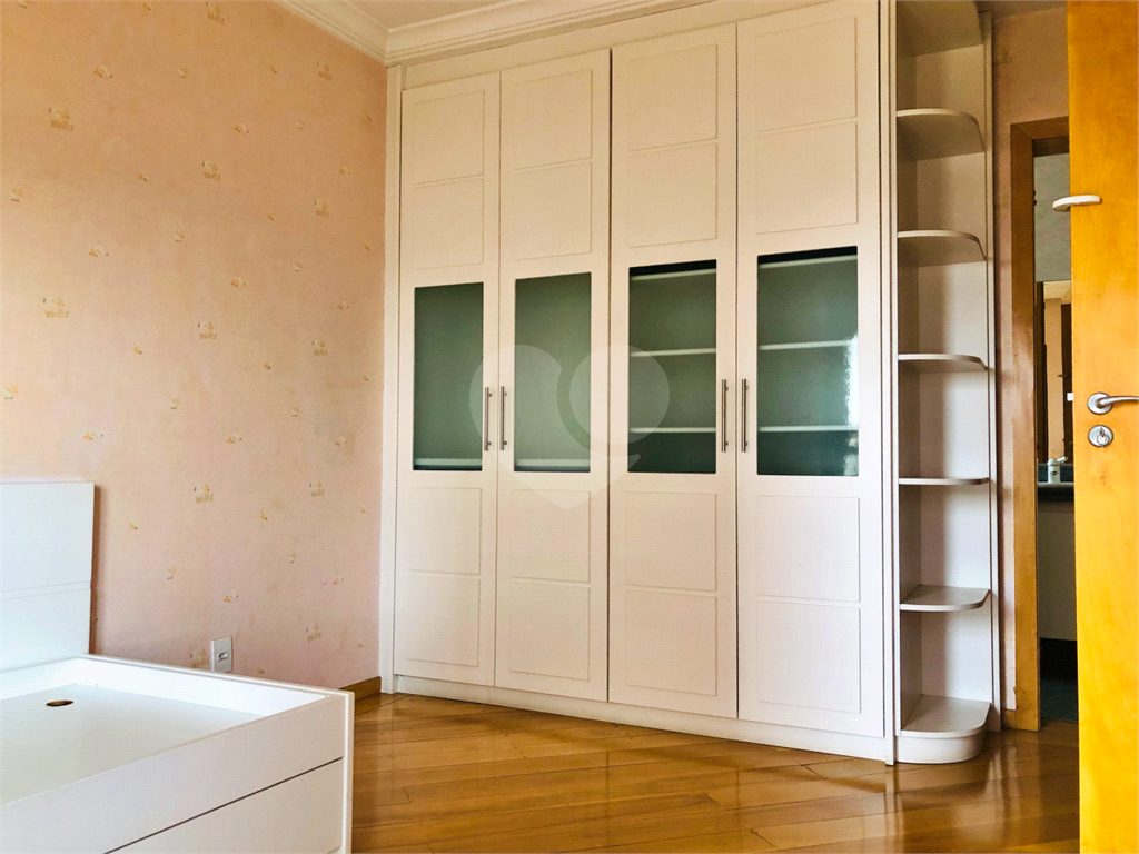 Apartamento à venda com 4 quartos, 270m² - Foto 26