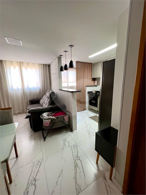 Apartamento semi novo, pronto para morar 2 dormitórios 1 vaga 
