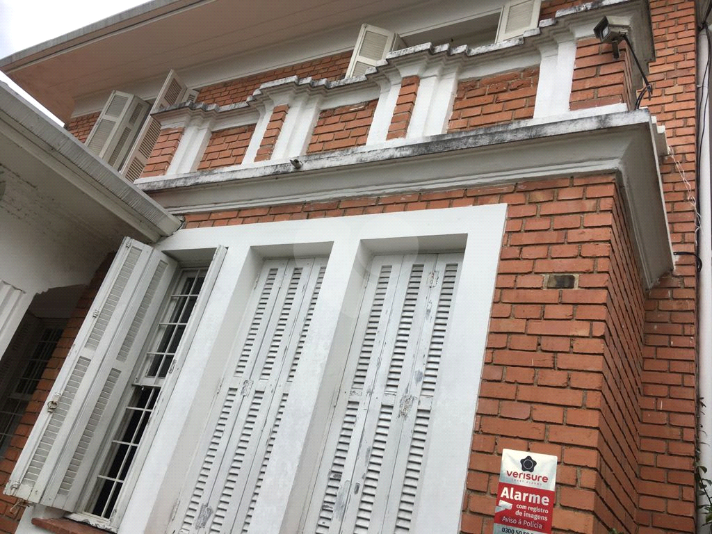 Sobrado  à venda em PERDIZES com 300 m²