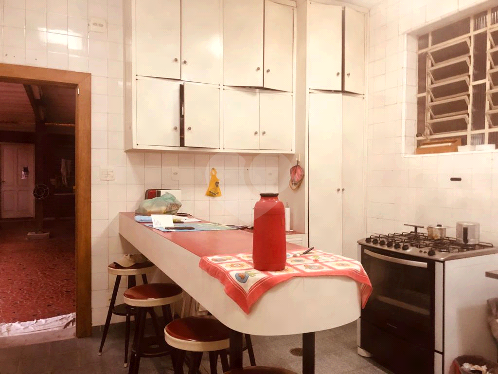 Sobrado  à venda em PERDIZES com 300 m²
