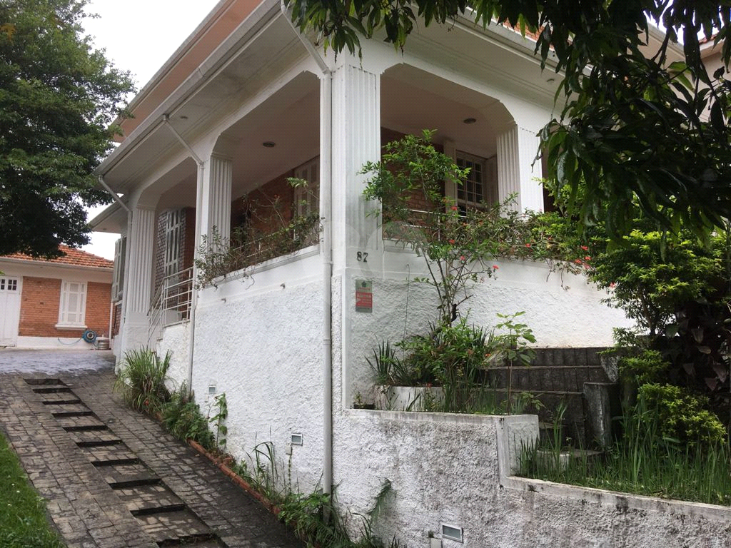Sobrado  à venda em PERDIZES com 300 m²