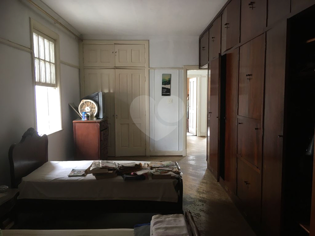 Sobrado  à venda em PERDIZES com 300 m²