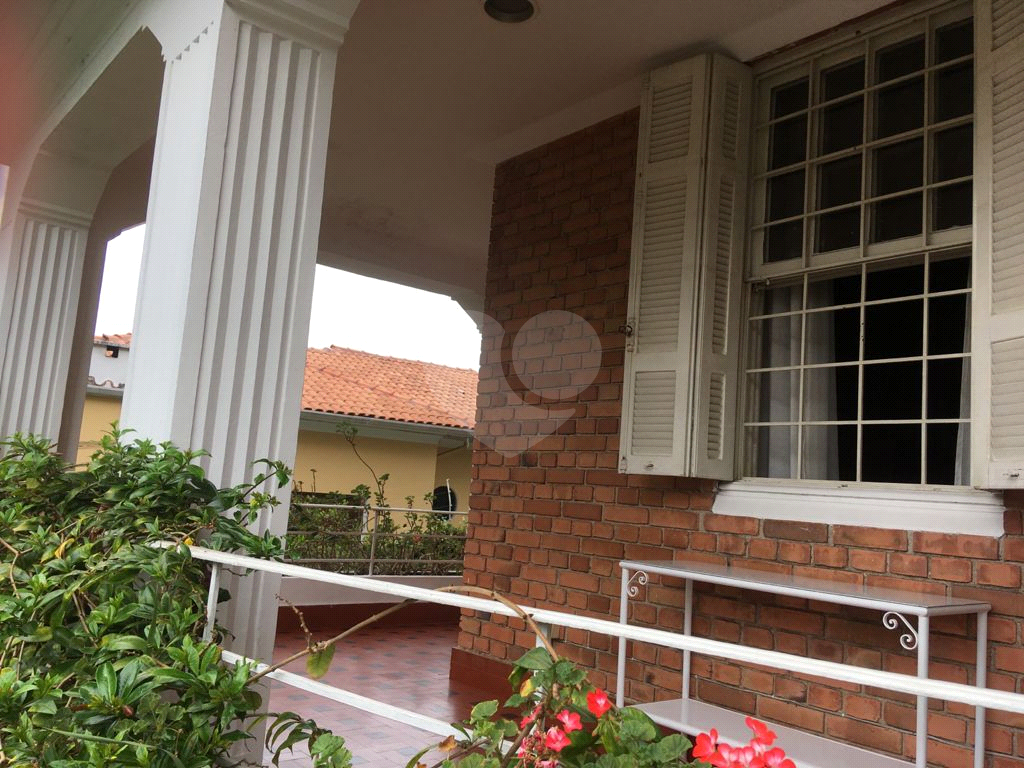 Sobrado  à venda em PERDIZES com 300 m²