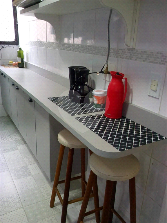 Apto do Horto com piscina