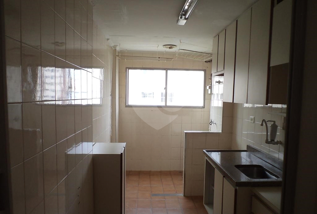 APARTAMENTO em HORTO