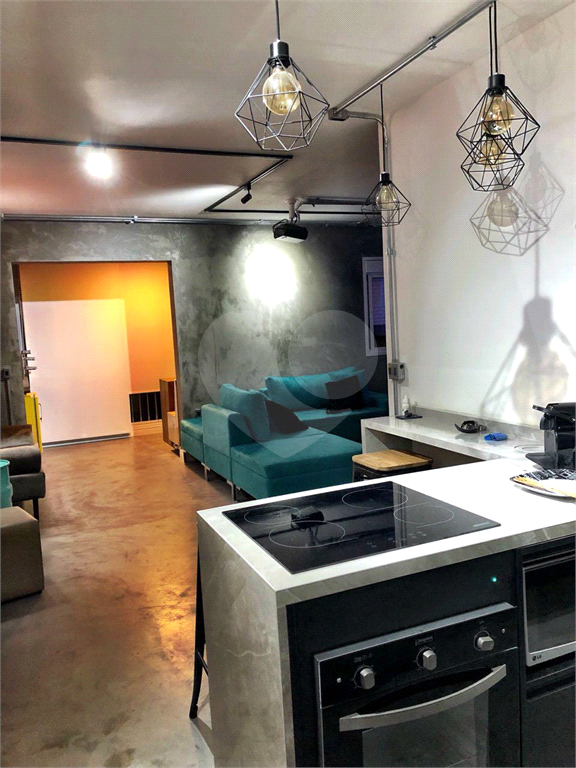 APARTAMENTO em TATUAPÉ
