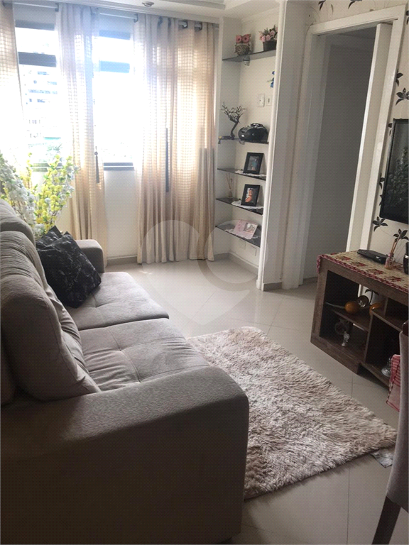 APARTAMENTO em TUCURUVI