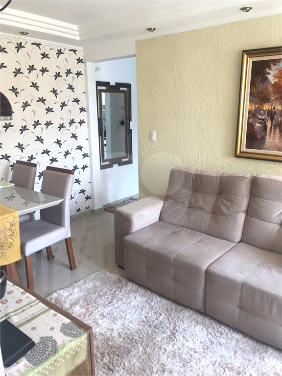 APARTAMENTO em TUCURUVI