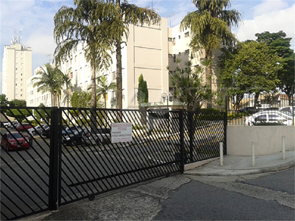 APARTAMENTO em MANDAQUI
