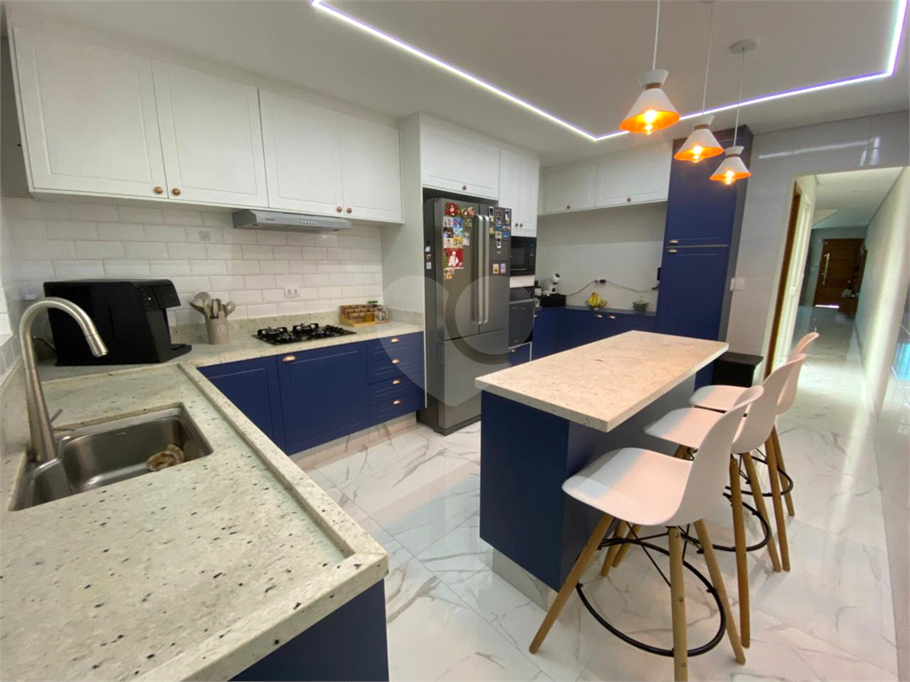 Excelente sobrado com 3 quartos e churrasqueira 3 vagas na Vila Maria