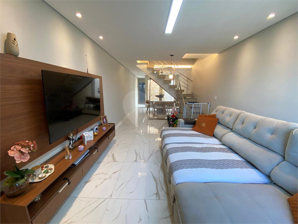 Excelente sobrado com 3 quartos e churrasqueira 3 vagas na Vila Maria