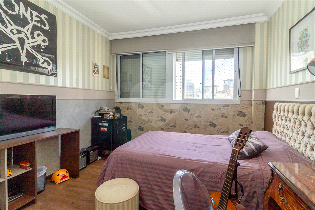 APARTAMENTO em JARDIM PAULISTA