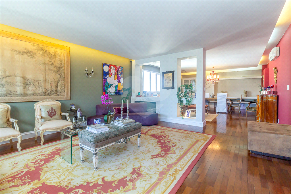 APARTAMENTO em JARDIM PAULISTA