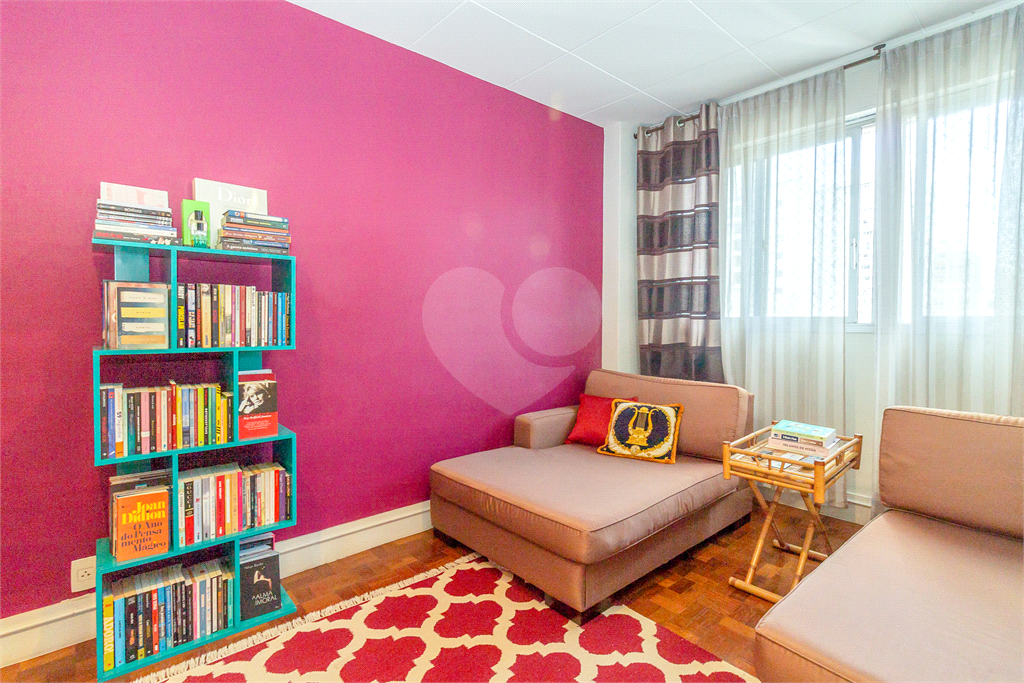 APARTAMENTO em JARDIM PAULISTA