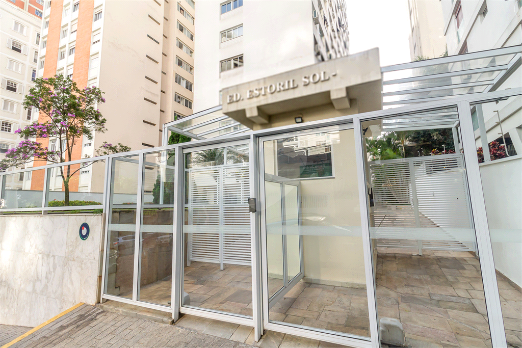APARTAMENTO em JARDIM PAULISTA