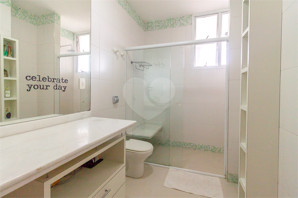 APARTAMENTO em JARDIM PAULISTA