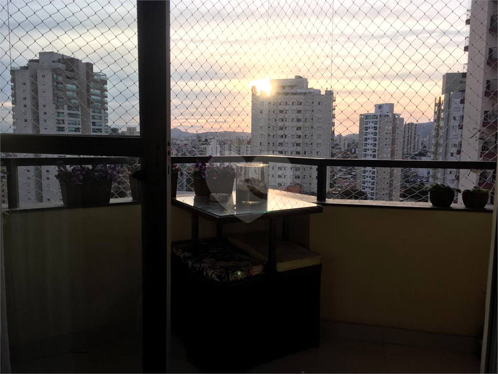 Apartamento com 3 quartos sendo 1 suíte - 2 vagas fixas - Bairro Santa Teresinha.