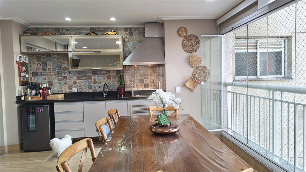 Apartamento para venda com Varanda Gourmet na Vila Guilherme 2 vagas e depósito