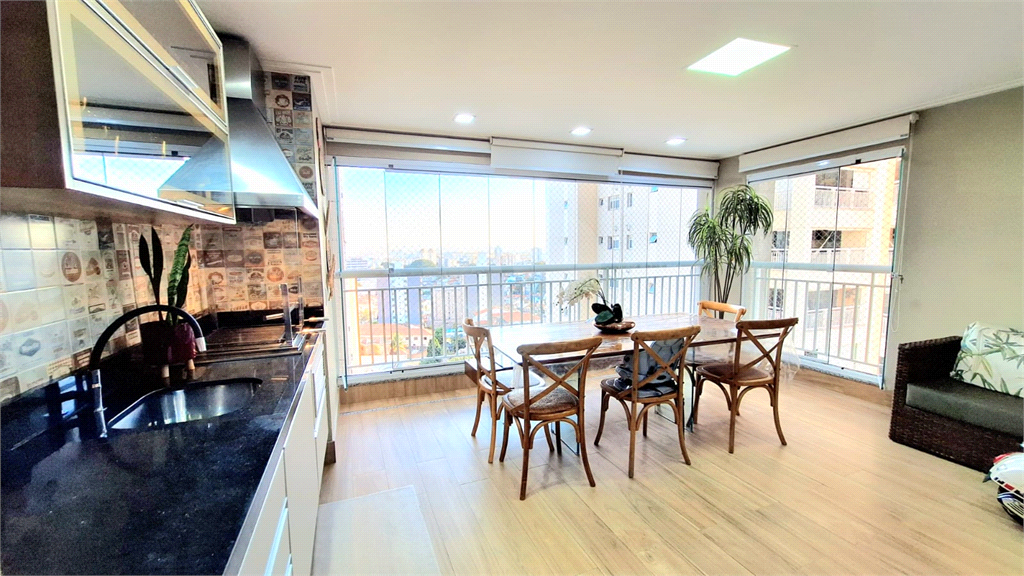 Apartamento para venda com Varanda Gourmet na Vila Guilherme 2 vagas e depósito