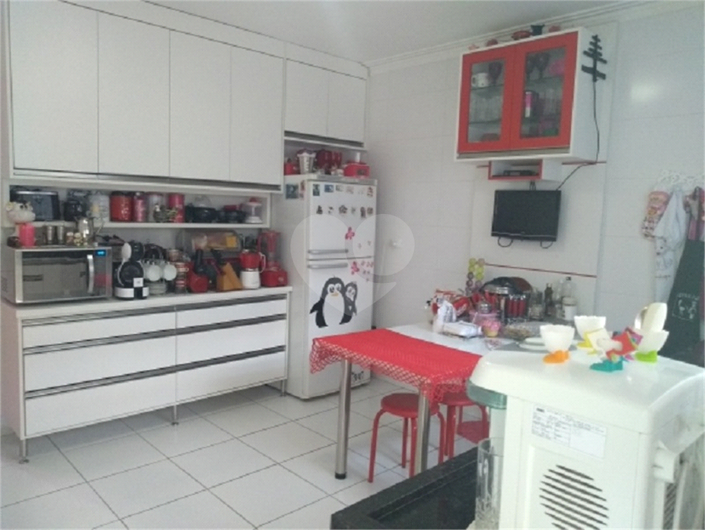 Sobrado à venda com 3 quartos, 159m² - Foto 25