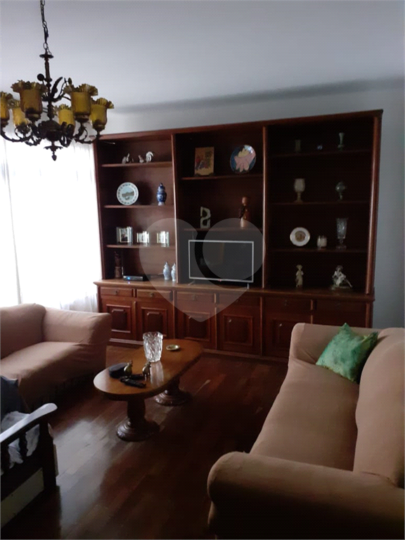 Casa, 3 quartos, 183 m² - Foto 1