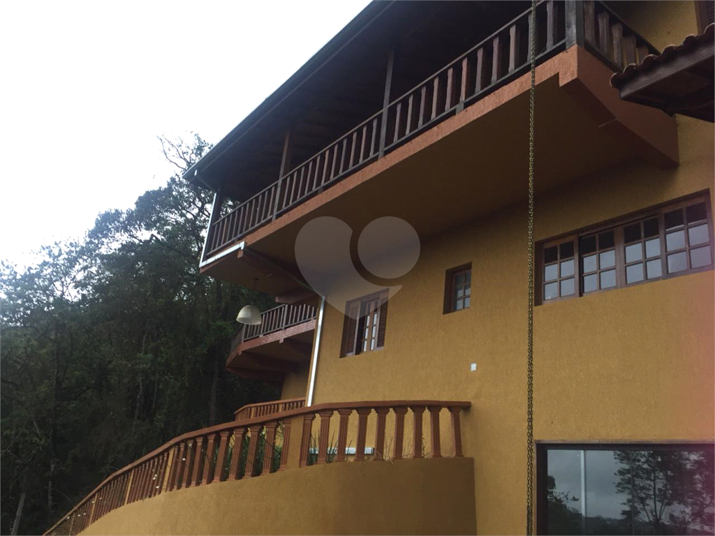 Casa no Condomínio Alpes da Cantareira