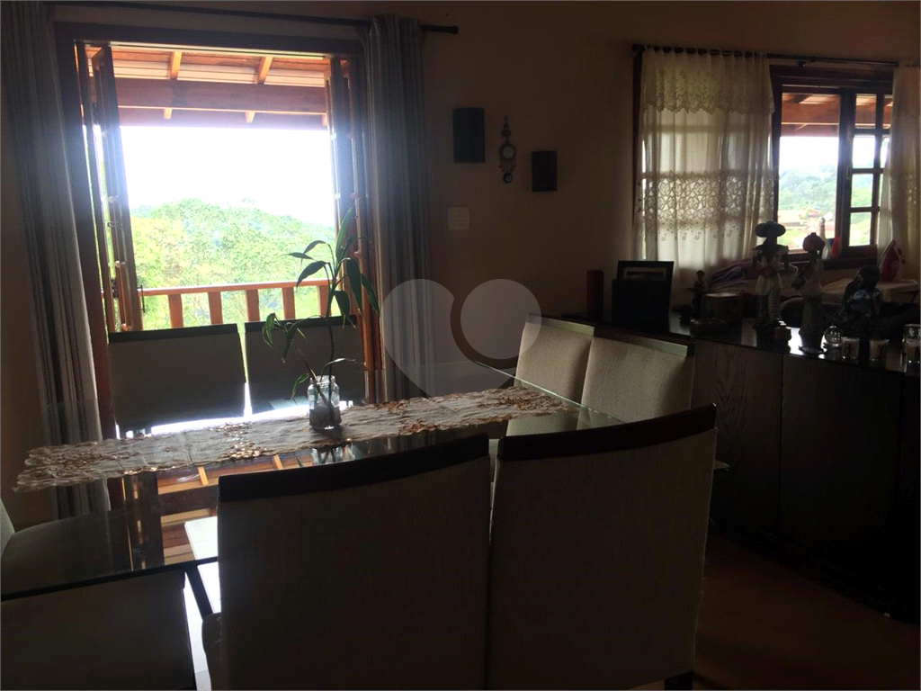 Casa no Condomínio Alpes da Cantareira
