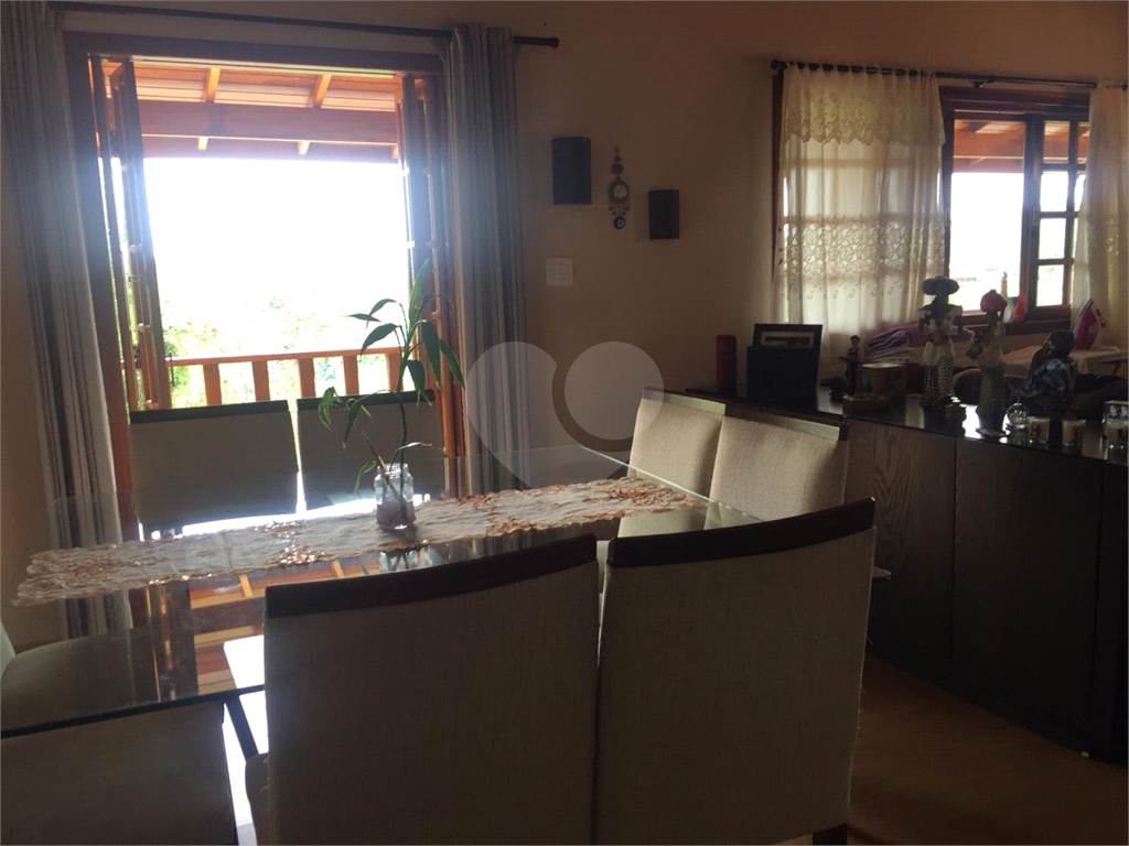 Casa no Condomínio Alpes da Cantareira