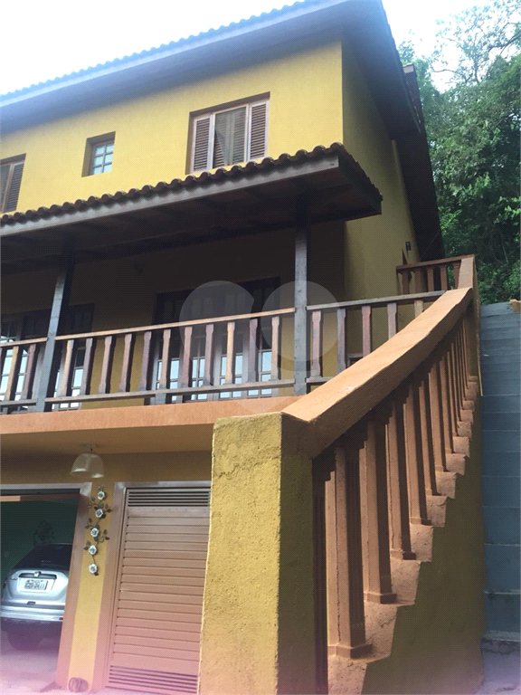 Casa no Condomínio Alpes da Cantareira