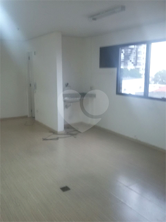 SALA COMERCIAL NOVA