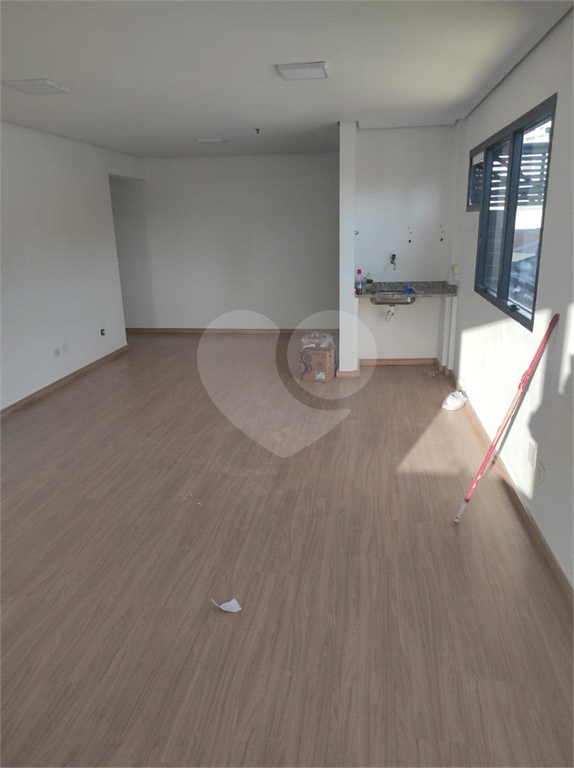 SALA COMERCIAL NOVA