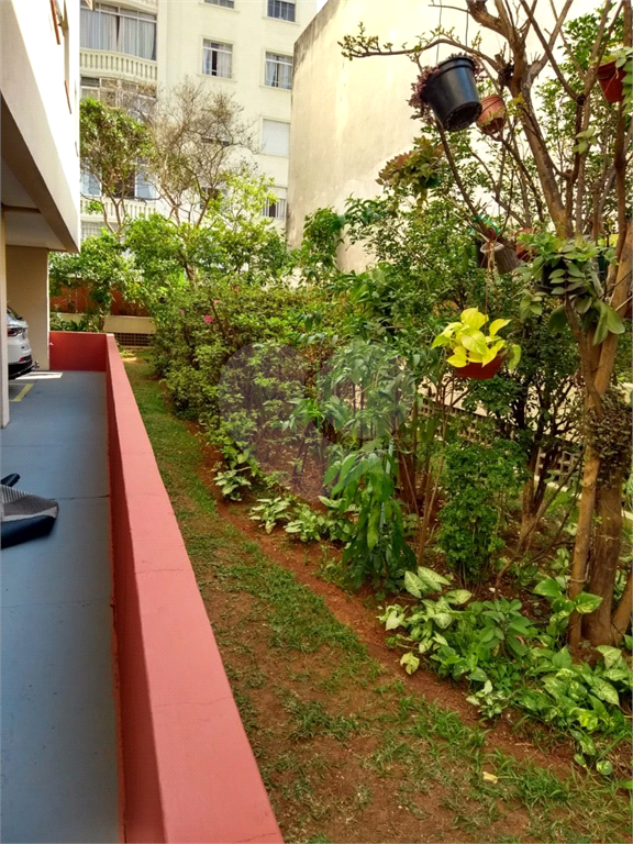 APARTAMENTO em BARRA FUNDA