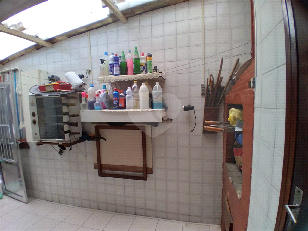 Sobrado com churrasqueira no Pq Edu Chaves