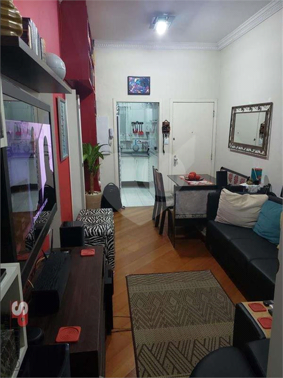 Apartamento à venda com 2 quartos, 53m² - Foto 19