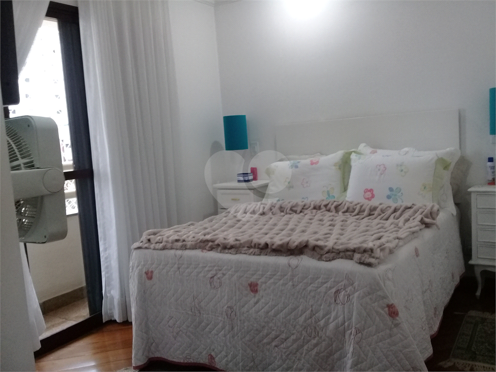 Apartamento à venda com 3 quartos, 130m² - Foto 18