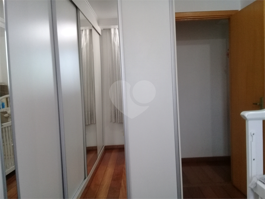 Apartamento à venda com 3 quartos, 130m² - Foto 19