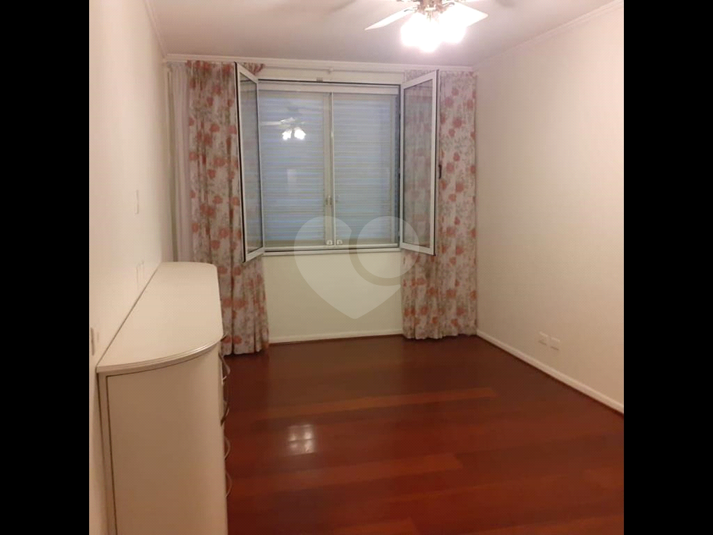 Apartamento à venda com 3 quartos, 171m² - Foto 12