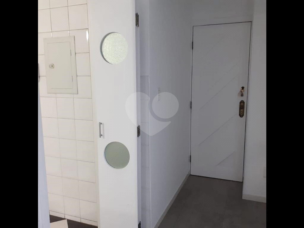 Apartamento à venda com 3 quartos, 171m² - Foto 23