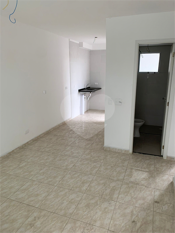 Apartamento à venda com 2 quartos, 40m² - Foto 6