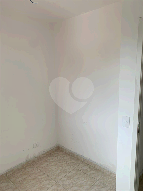 Apartamento à venda com 2 quartos, 40m² - Foto 12