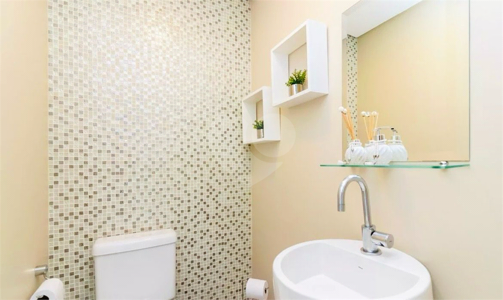 APARTAMENTO em SANTANA