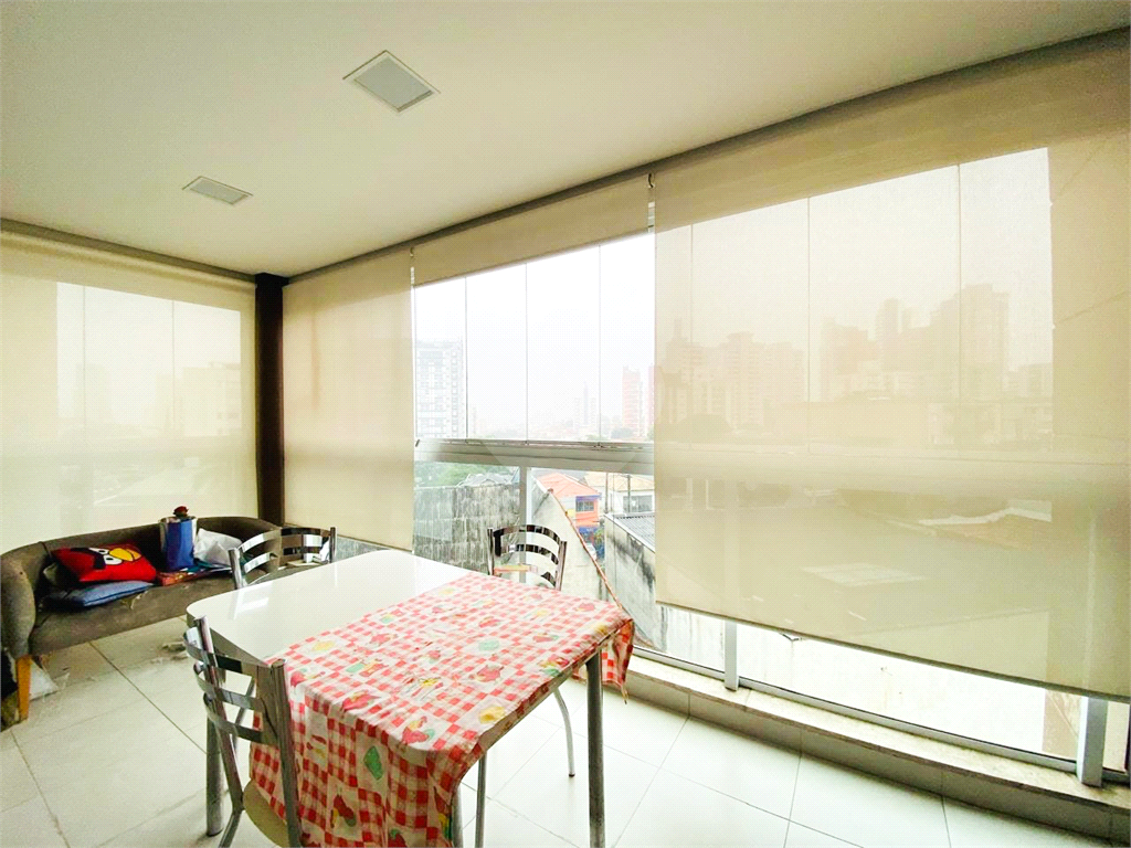APARTAMENTO em SANTANA