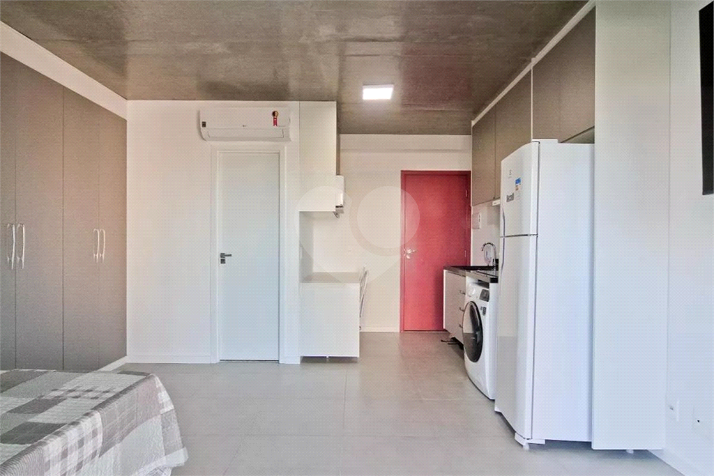 APARTAMENTO em SANTANA