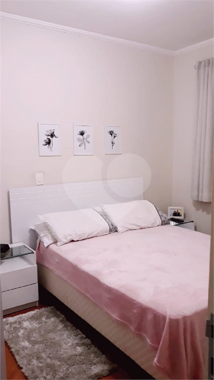 APARTAMENTO em PARQUE NOVO MUNDO