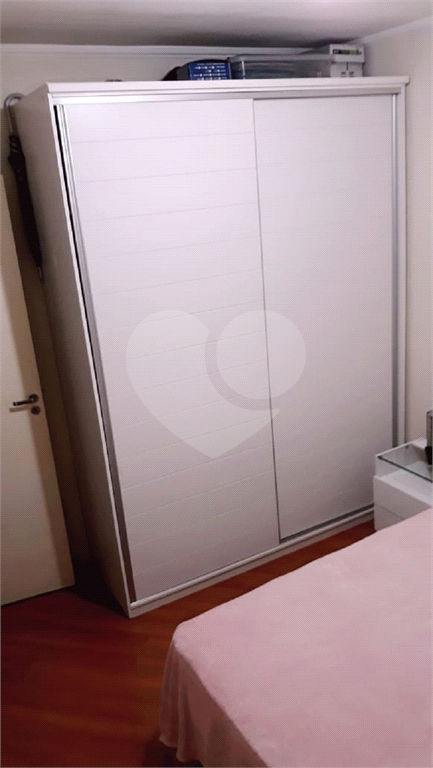 APARTAMENTO em PARQUE NOVO MUNDO